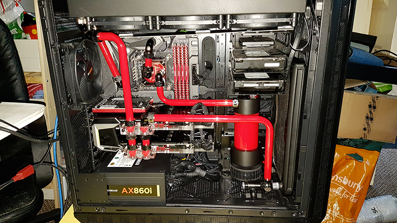 drazek-custom-watercooling.jpg